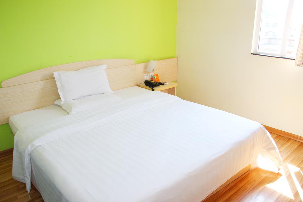 7Days Inn Guangzhou Shangxia Jiu Rd Exterior foto