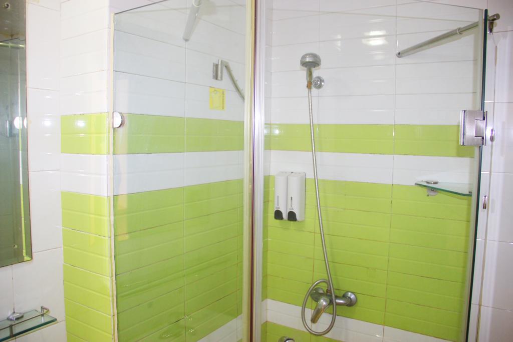 7Days Inn Guangzhou Shangxia Jiu Rd Exterior foto
