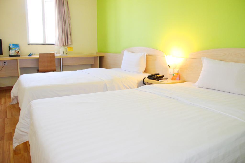 7Days Inn Guangzhou Shangxia Jiu Rd Exterior foto