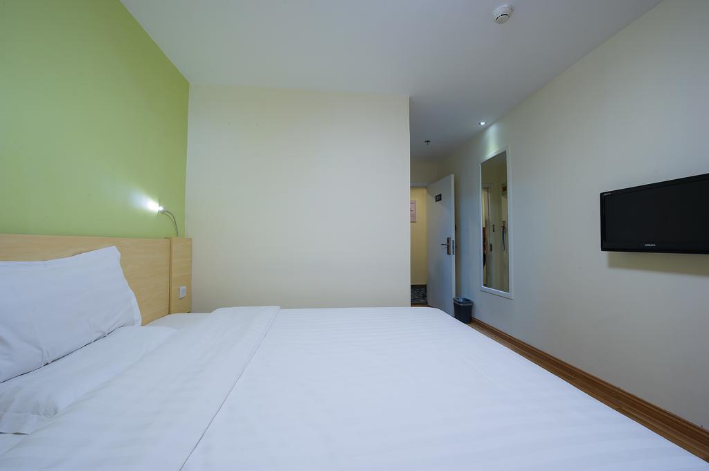 7Days Inn Guangzhou Shangxia Jiu Rd Exterior foto